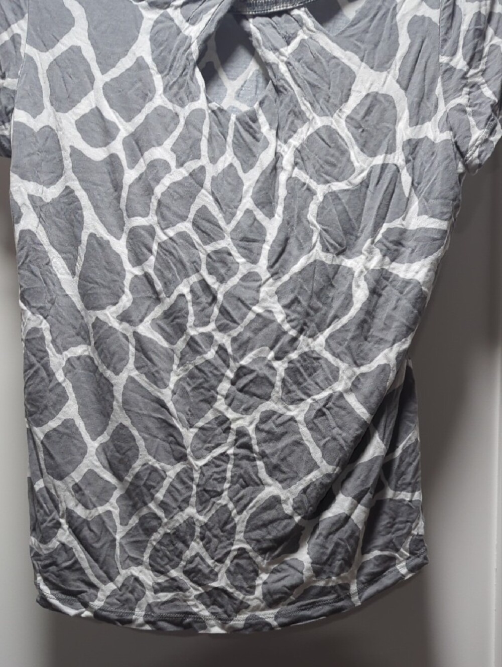 INC International Concepts Gray Animal-Print Short Sleeve Top - Picture 6 of 7